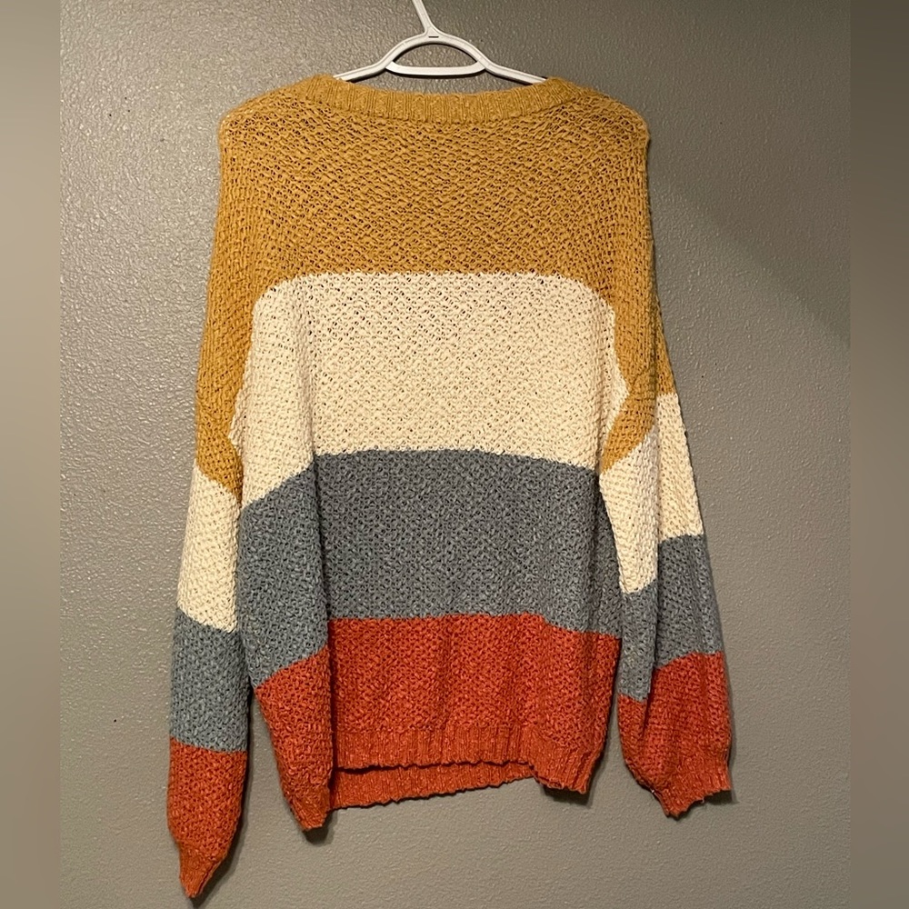 Multicolored Pullover Sweater - Picture 2 of 2